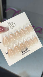 French cat eye Almond